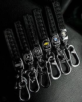 Брелки плетені