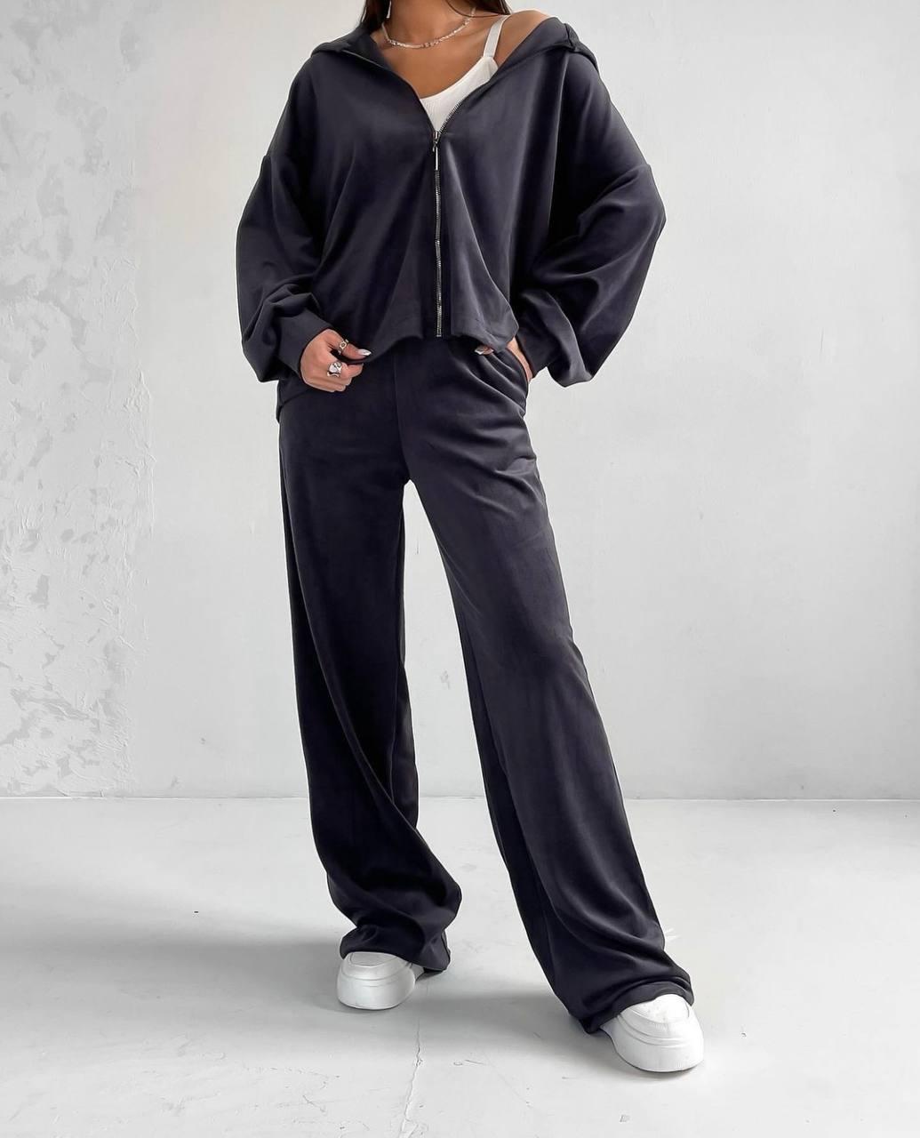 Женский велюровый спортивный костюм худи на молнии штаны палаццо мягкий прогулочный плюшевый велюр премиум Темно серый, 42/44 - фото 1 - id-p2114237602