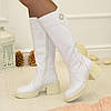 Чоботи жіночі шкіряні на стійкому підборі. Колір білий, фото 2