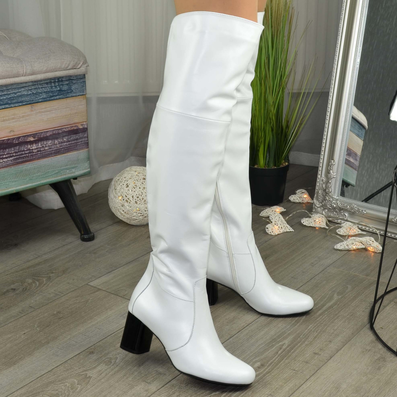 Ботфорты кожаные на устойчивом каблуке, цвет белый. 40 размер - фото 2 - id-p2114250224