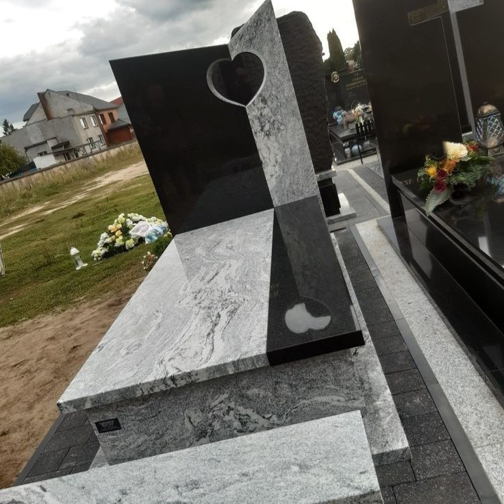 Європейський пам’ятник з італійського сірого каменю та сесце 1400*2500