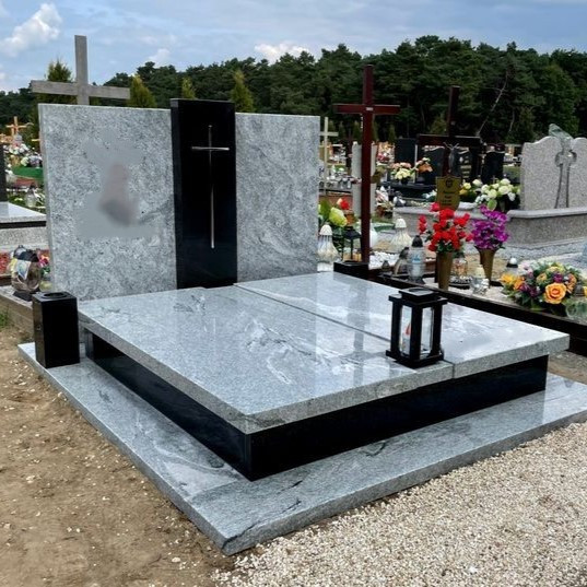 Подвійний європейський пам’ятник з італійського сірого каменю та хрест 2000*2200