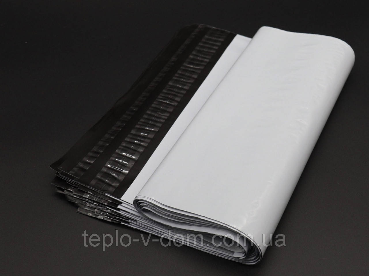 Поштовий Кур'єрський пакет А5 горизонтальний 24х19+4 см. 50 шт/уп. Білий Кур'єр-пакет з клейовою стрічкою без кишені