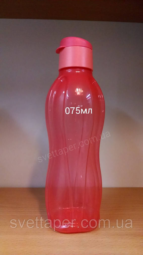 Пляшка 750 мл у кораловому кольорі Tupperware