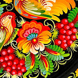 Тарілка декоративна Петриківський розпис ручної роботи з дерева 30 см ПІВНИК і КУРОЧКА Український сувенір, фото 9