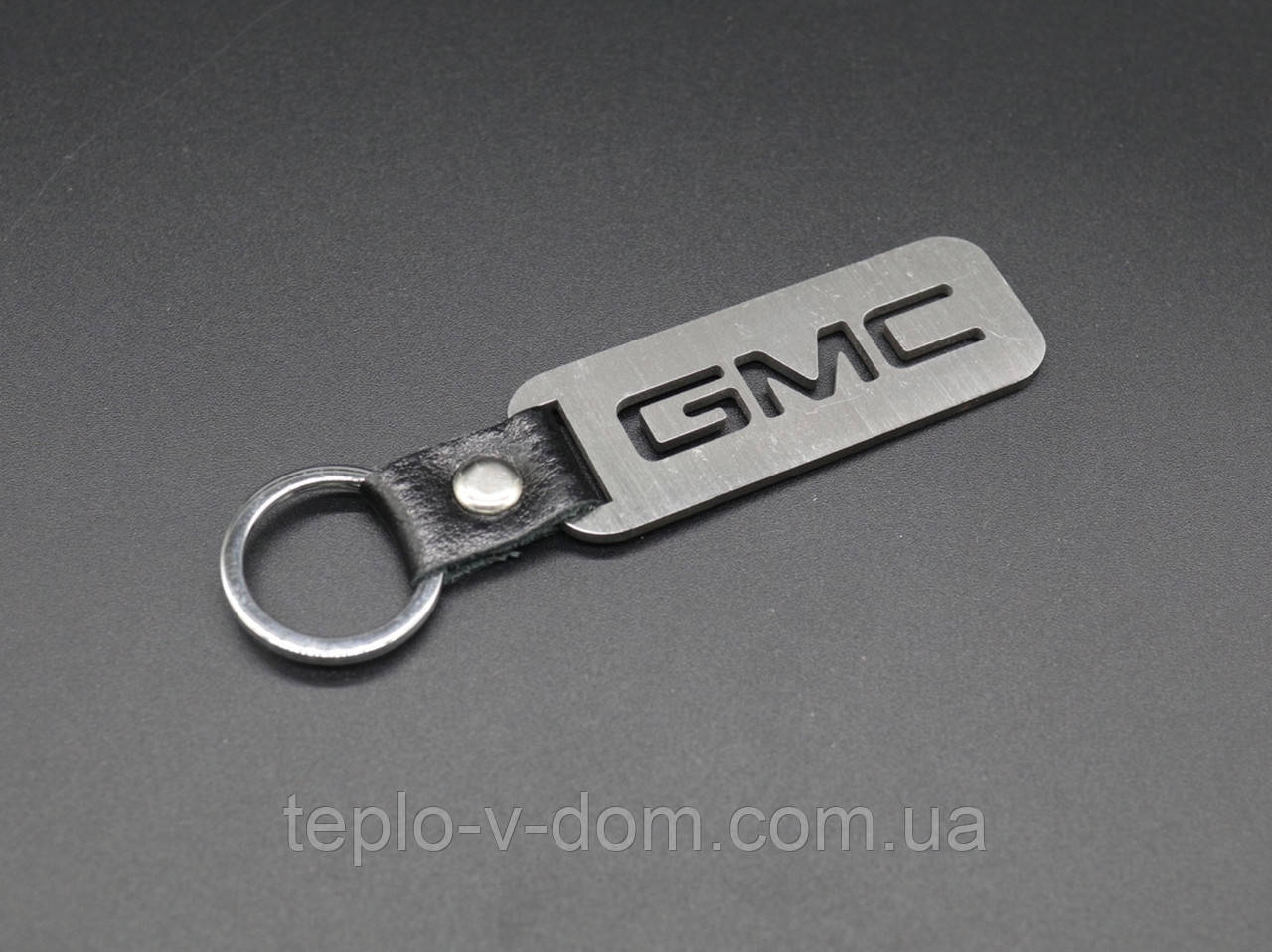 Брелок металевий. GMC. 10х2,5см