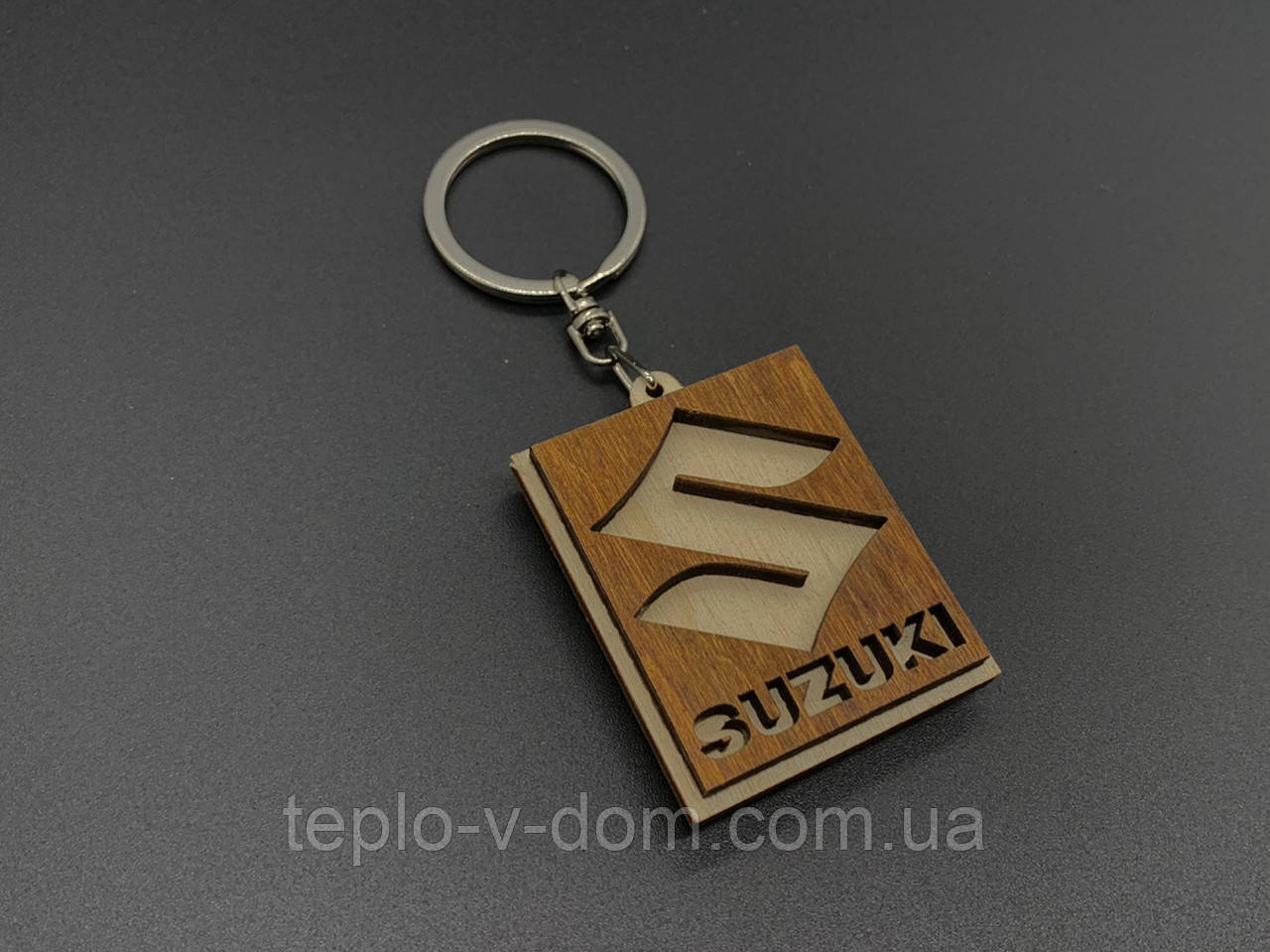 Брелок дерев'яний Suzuki. 5см
