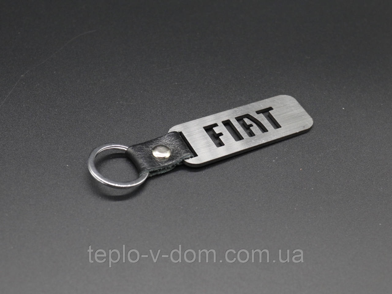 Брелок металевий. FIAT. 10х2,5см