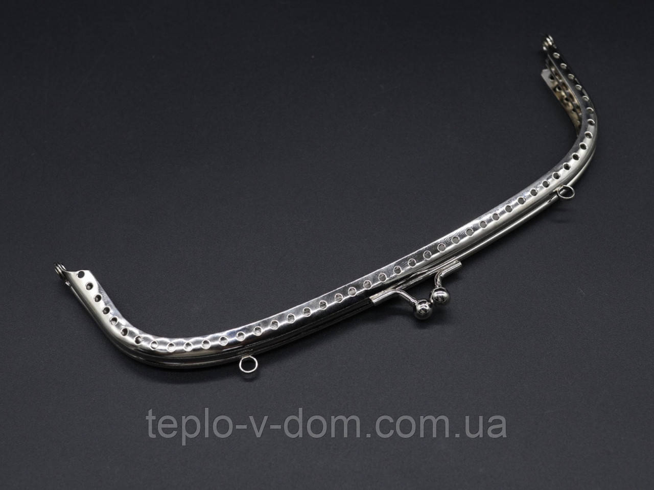 Фермуар. Колір "срібло". 18см.