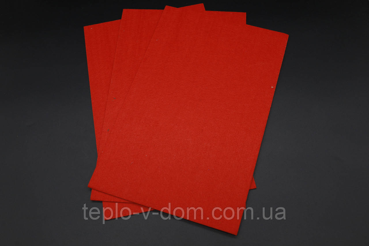 Червоний Фетр для рукоділля та виробів 2 мм. жорсткий Декоративна тканина для дизайну та декупажу