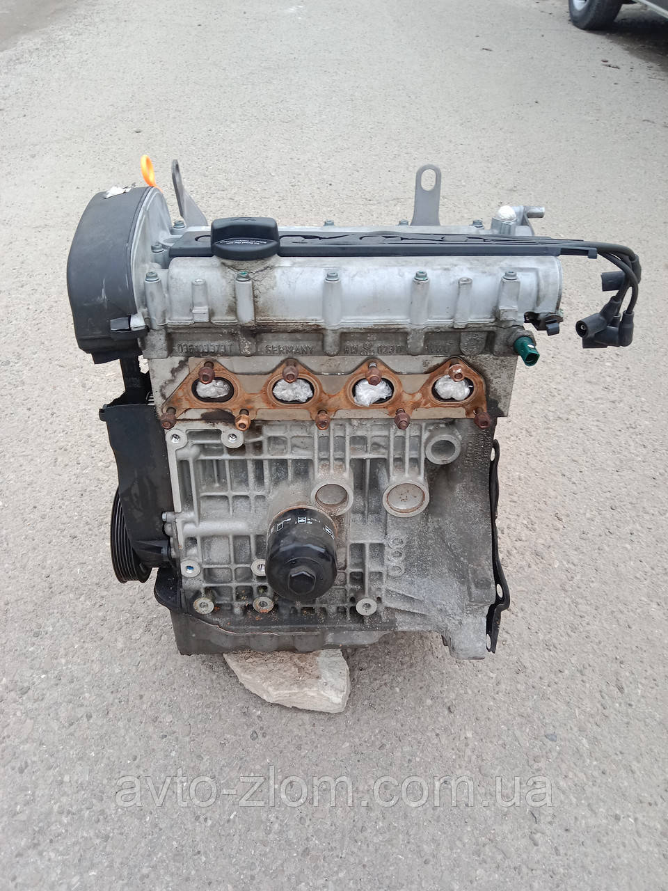Двигун Volkswagen Golf 4, Гольф 4 1,4 16V (AKQ). 102 000 тис. км.