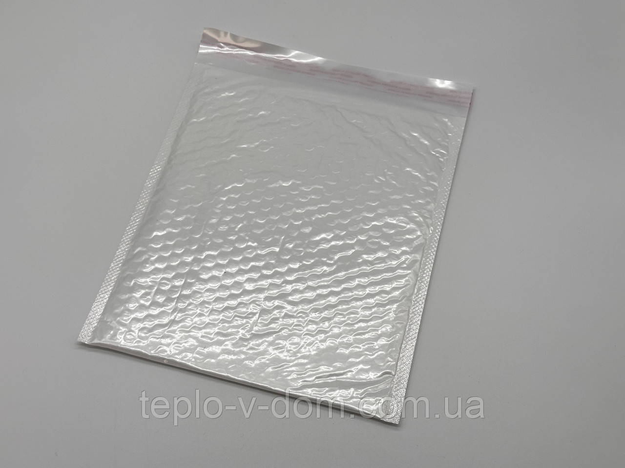 Конверт  Поштовий 22×25+4  Бандерольний з повітряним прошарком і відривною стрічкою. Колір білий