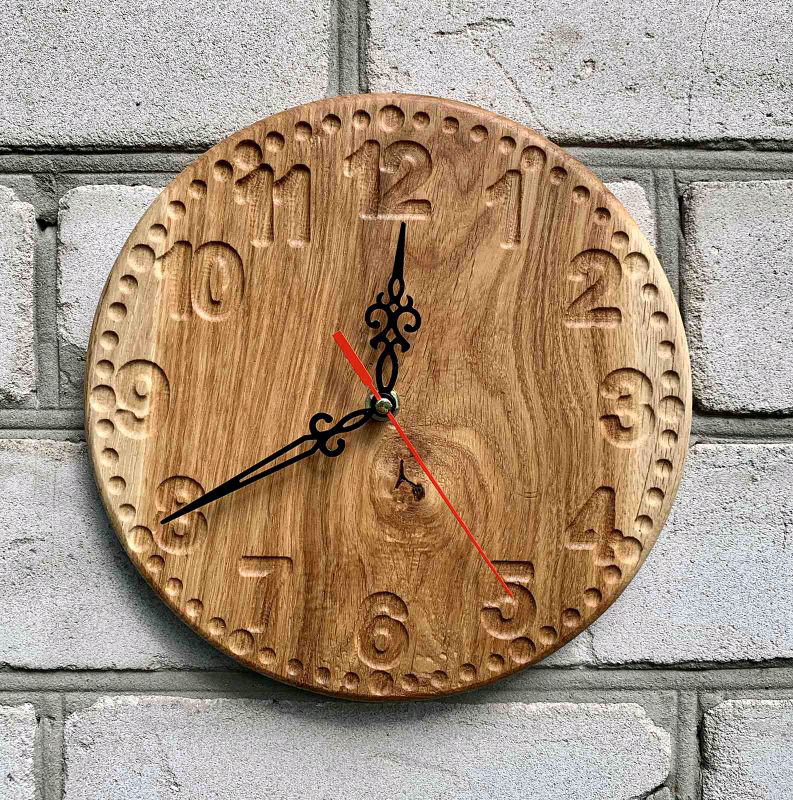Круглые настенные деревянные часы ручной работы 30 смУКР