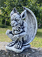 Садова фігура, скульптура сіро-чорний Гаргуль з крилами для декору саду ручної роботи 28 смУКР
