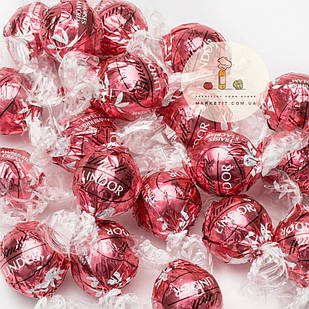 Шоколадні цукерки Lindt Lindor Strawberry Cream, полуничний йогурт, вагові