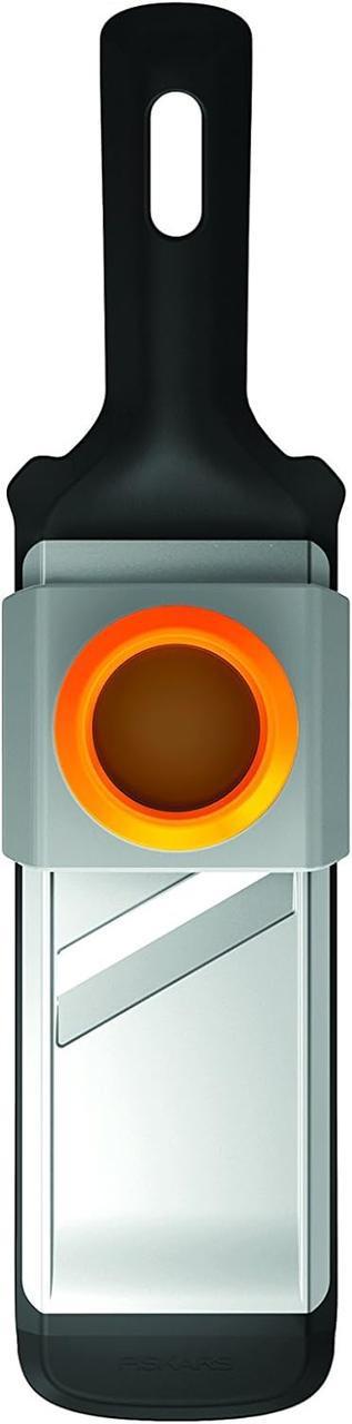Тертка для овочів Fiskars Functional Form (1014416)