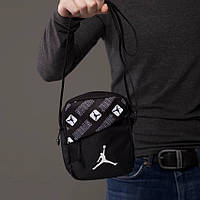 Мужская спортивная барсетка Jordan черная сумка через плечо. Сумка мессенджер Джордан белый лого