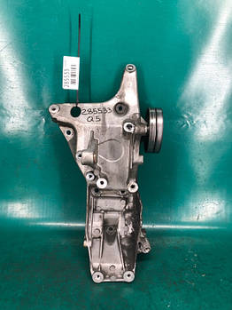 Кронштейн генератора AUDI