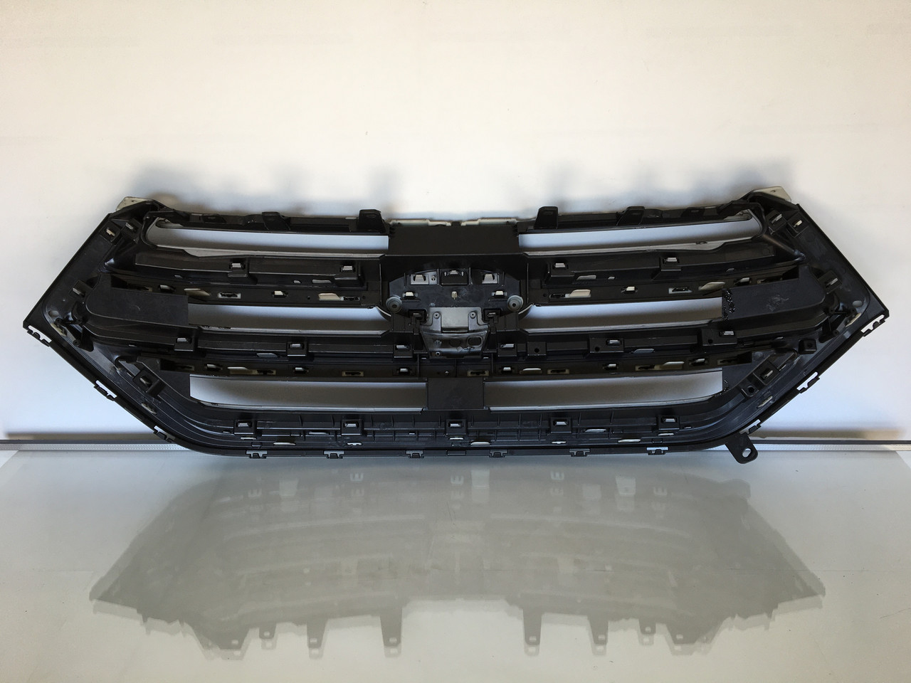 Решетка радиатора Ford Edge 