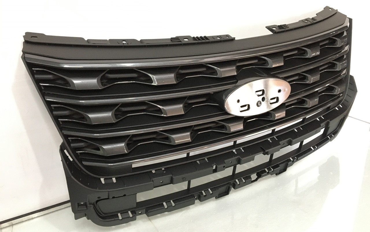Решітка радіатора grill Ford Explorer 2016-2017 FB5Z8200AC матова сіра