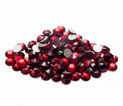 Камені SWAROVSKI SS3 (1.3ММ) GARNET 100 ШТ.