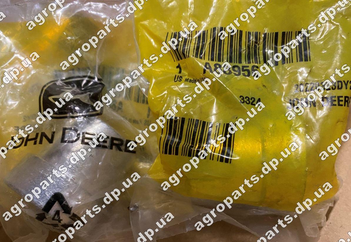Втулка A88956 мет. A53132 John Deere BUSHING, BEARING INSERT вкладиш А88956 вставка А53132