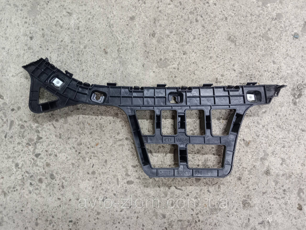 Кронштейн заднього бампера Kia Ceed, Кіа Сід. Правий. 86616J7300., фото 1