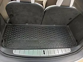 Килимок багажника Tesla Model X (задній) (7 місць малий)  гумовий (AVTO-Gumm) автогум