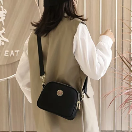 Жіноча сумка через плече, класична містка сумка жіноча клатч з регульованим ремінцем чорна, фото 1