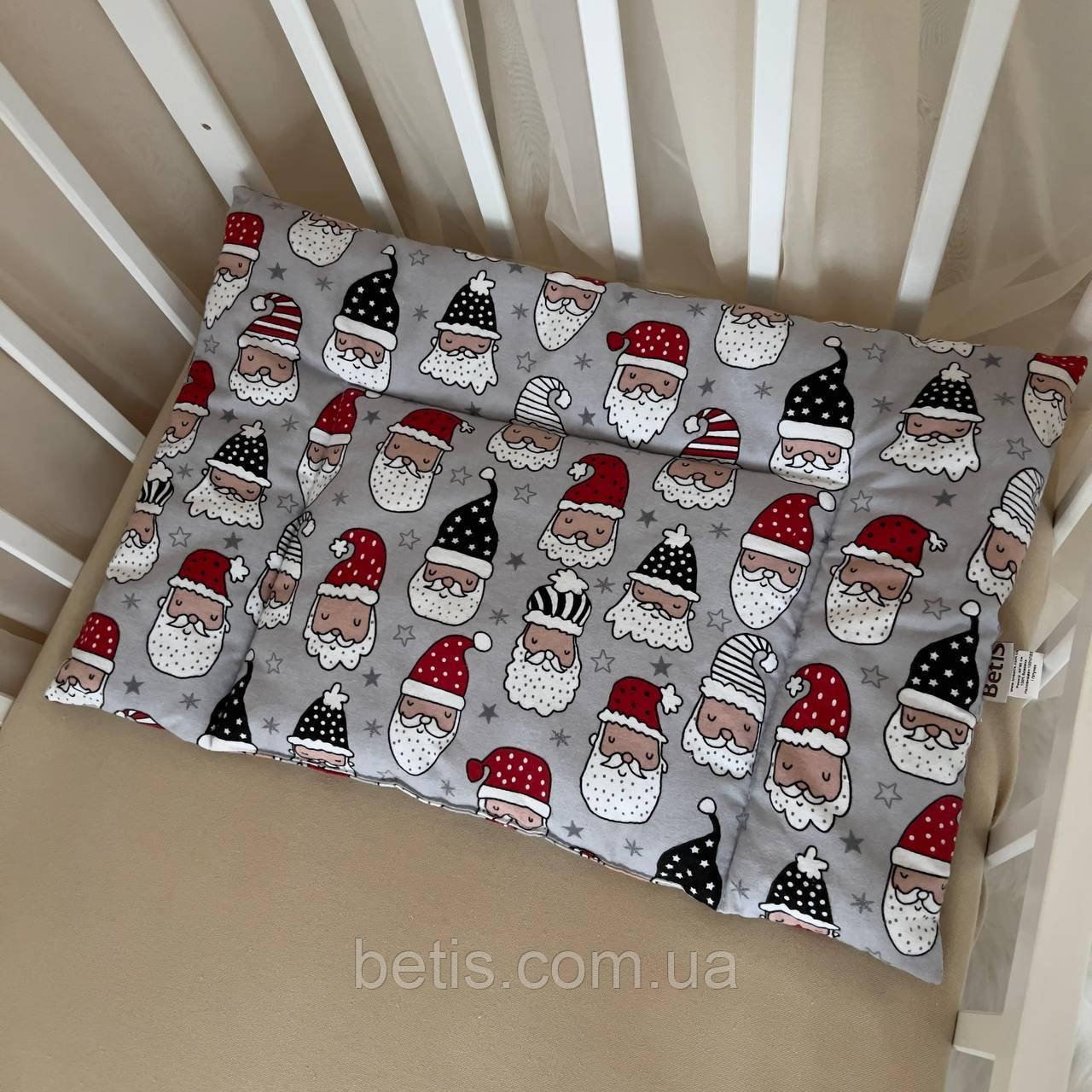 Подушка для новонароджених "Санта" Сірий Фланель,наповнювач-синтепон.Щільність100 г/м2 арт.91449228 40*60