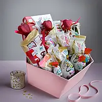 Подарок для любимой девушки, Подарочный набор со сладостями на 8 марта, Шоколадный сюрприз на праздник