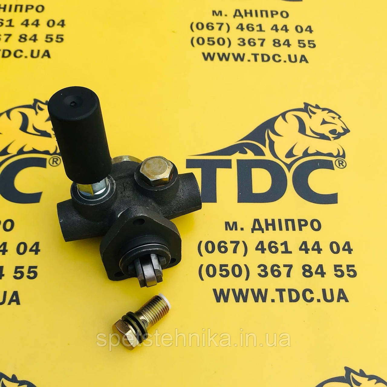 V2H011C Насос паливний