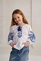 Вышиванка для девочки "Георгина" белая с синей вышивкой, детская вышитая блузка с длинным рукавом