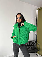 Женская стеганая демисезонная короткая куртка из водоотталкивающей плащевки 42/44, Сочная трава