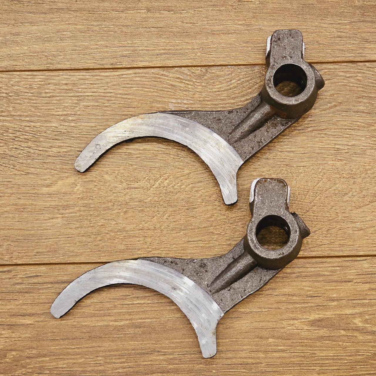 Вилка Т-25 реверсу н/о