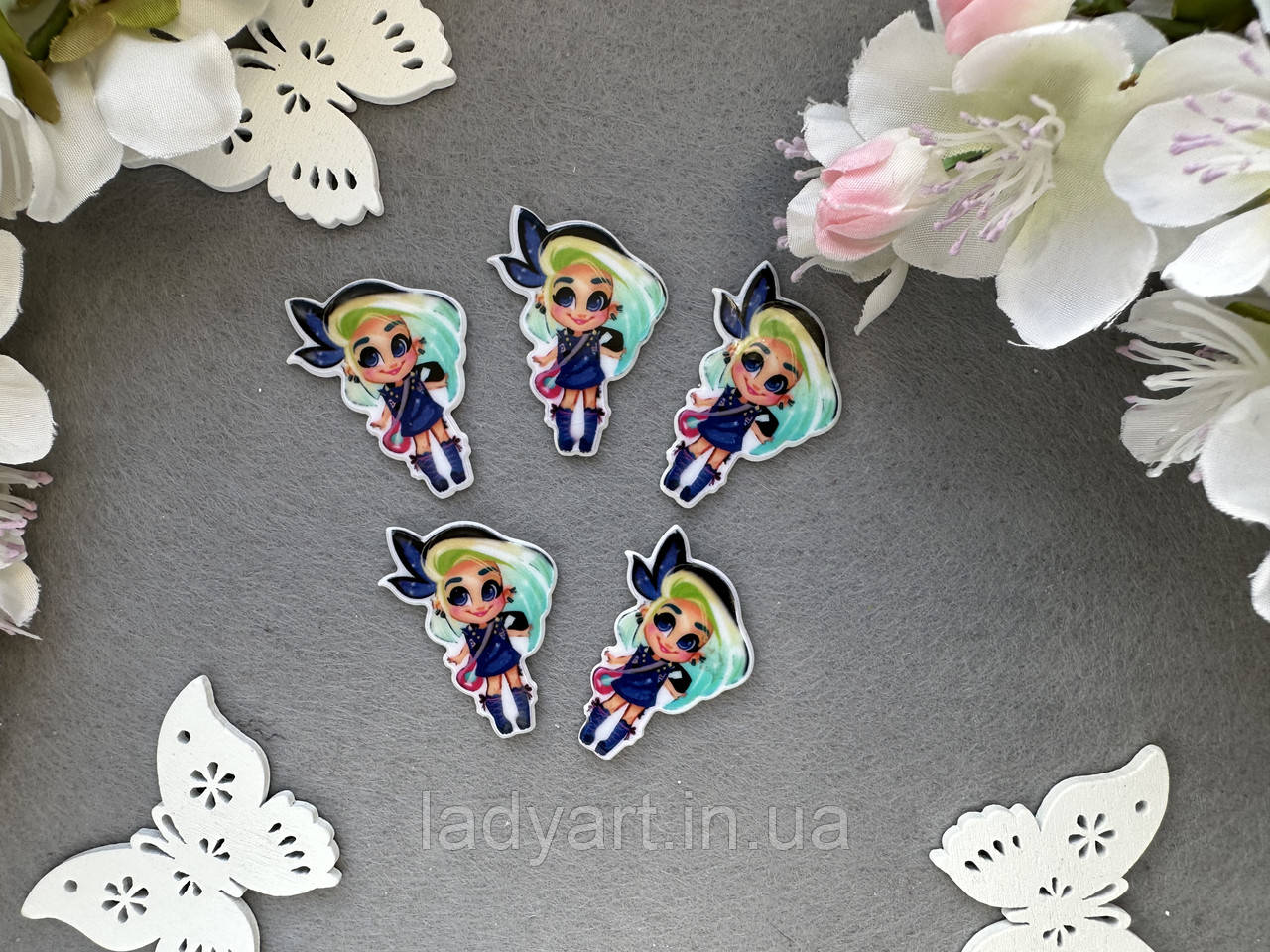 Кабошон "Кукла Hairdorables рок зірка" 3,8 см, 20 шт./пач. гуртом