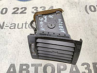 8E0820902F Дефлектор (правий) AUDI A4 B6