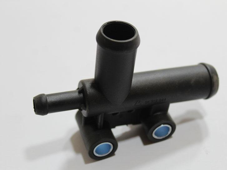 Трійник системи охолодження Lanos, Aveo, Nexia 1.5 (Паровозик) ПЛАСТИК 96352644