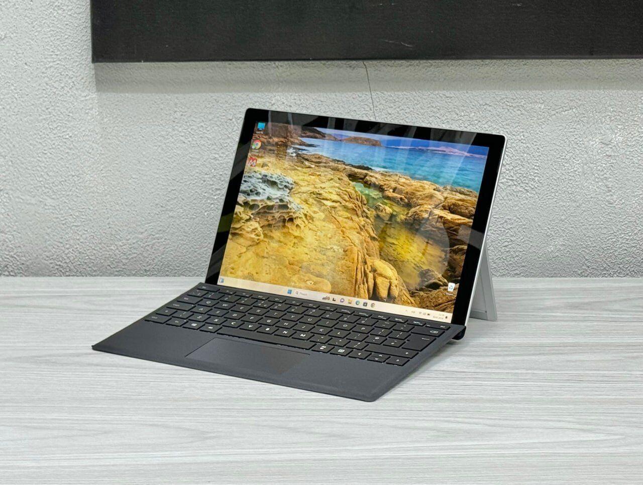 Б/в Ноутбук Microsoft Surface Pro 7 12.5" 2736x1824 Сенсорний| Core i5-1035G4| 8 GB RAM| 256 GB SSD| Iris Plus