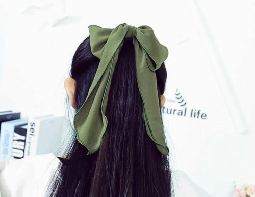 Резинка-бант для волосся. Зелена