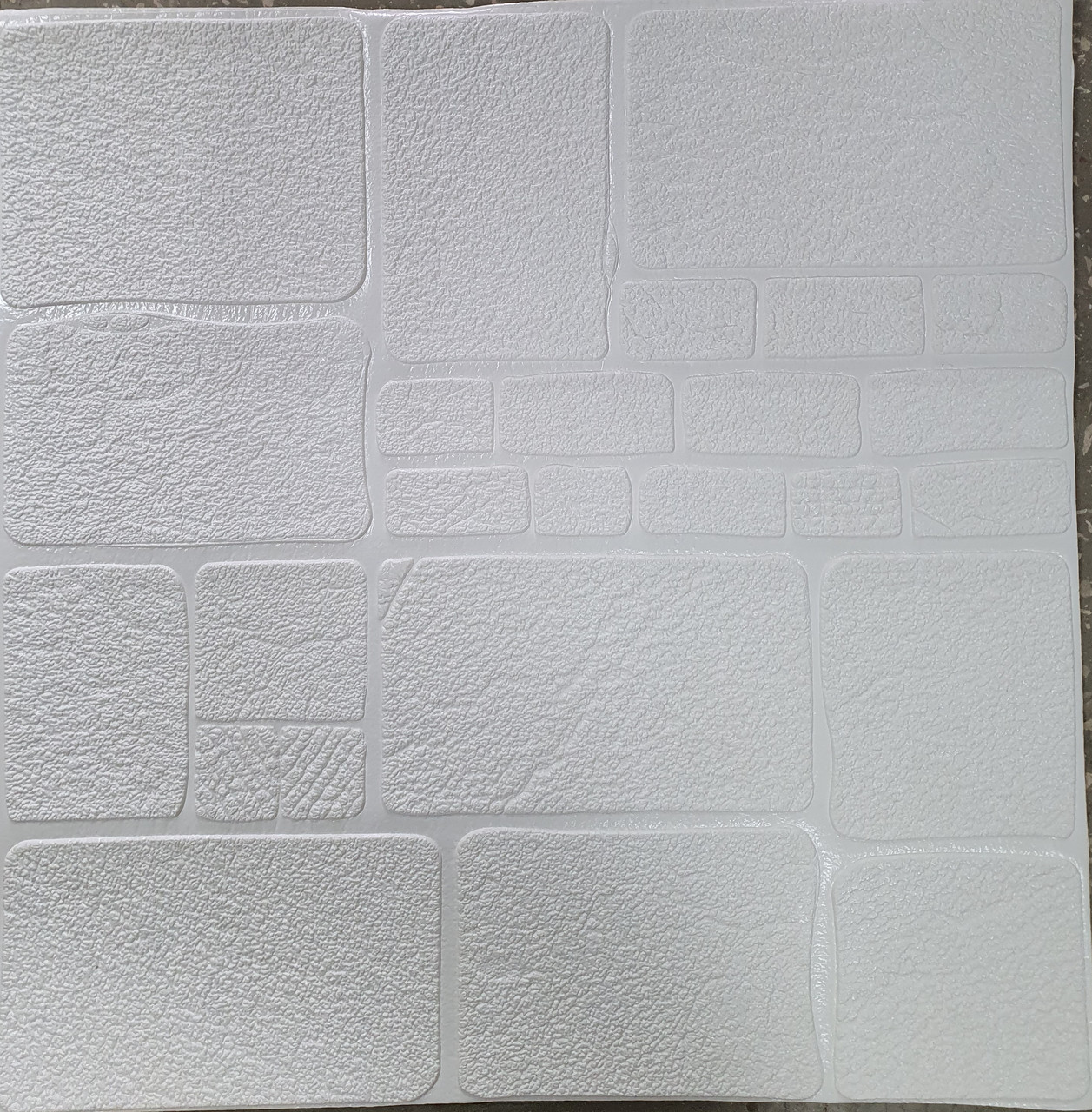 Самоклеюча декоративна 3D панель стінова, Камінь білий, розмір 700х770х5мм