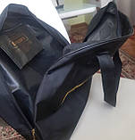 Модна містка чорна сумка унісекс  з написами Yogolns, фото 6