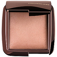 Пудра с эффектом сияния Hourglass Ambient Lighting Finishing Powder Radiant light 10 г