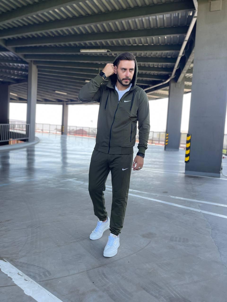 Чоловічий спортивний костюм Nike хакі з капюшоном на блискавці весняний осінній Комплект Найк Худі + Штани