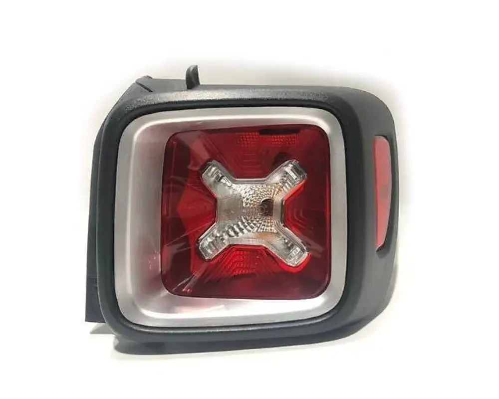 Ліхтар (стоп) правий Jeep Renegade 14- (Китай) LED, срібна рамка 68256056AA