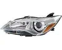 Фара левая Toyota Camry XV50 14-17 USA (Китай) светлая, без LED, желтая вставка 8111006860