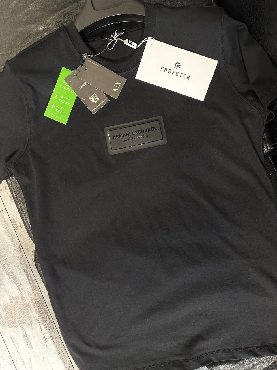 Чоловіча футболка ARMANI CK7504 чорна S, М, L