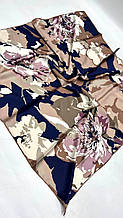 Шовкова хустка Леа квіти 90*90 см бежева ручна обробка краю
