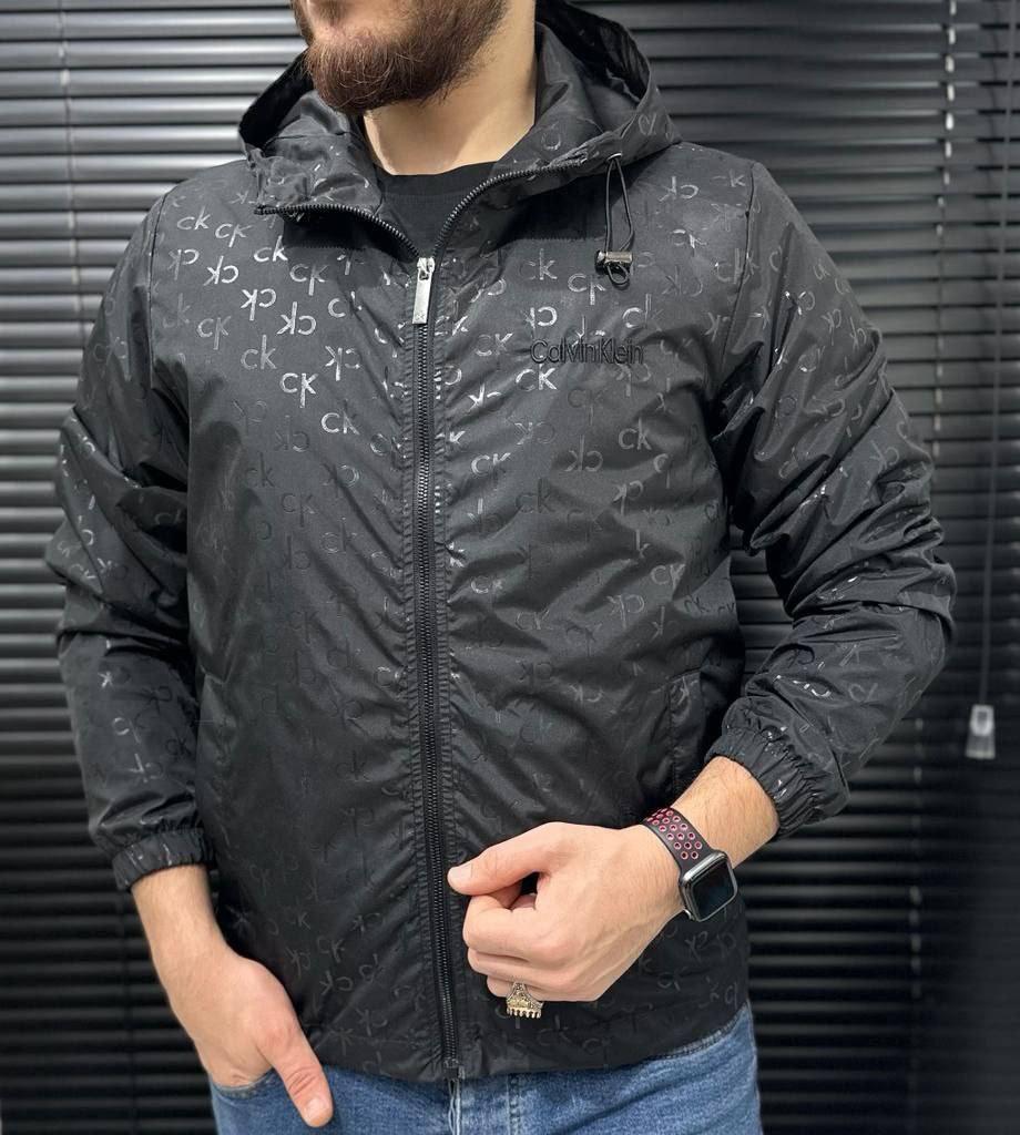 Чоловіча куртка вітровка Calvin Klein CK7495 чорна