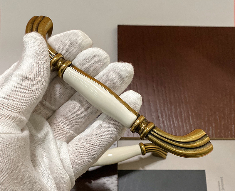 Ручка-скоба современная классика GU-M7101 античное золото с керамикой 128 мм. - фото 9 - id-p297801542